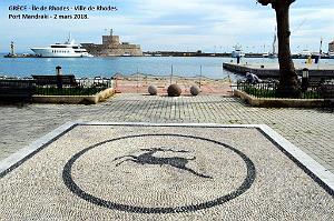 007- Rhodes Centre- Port d'honneur
